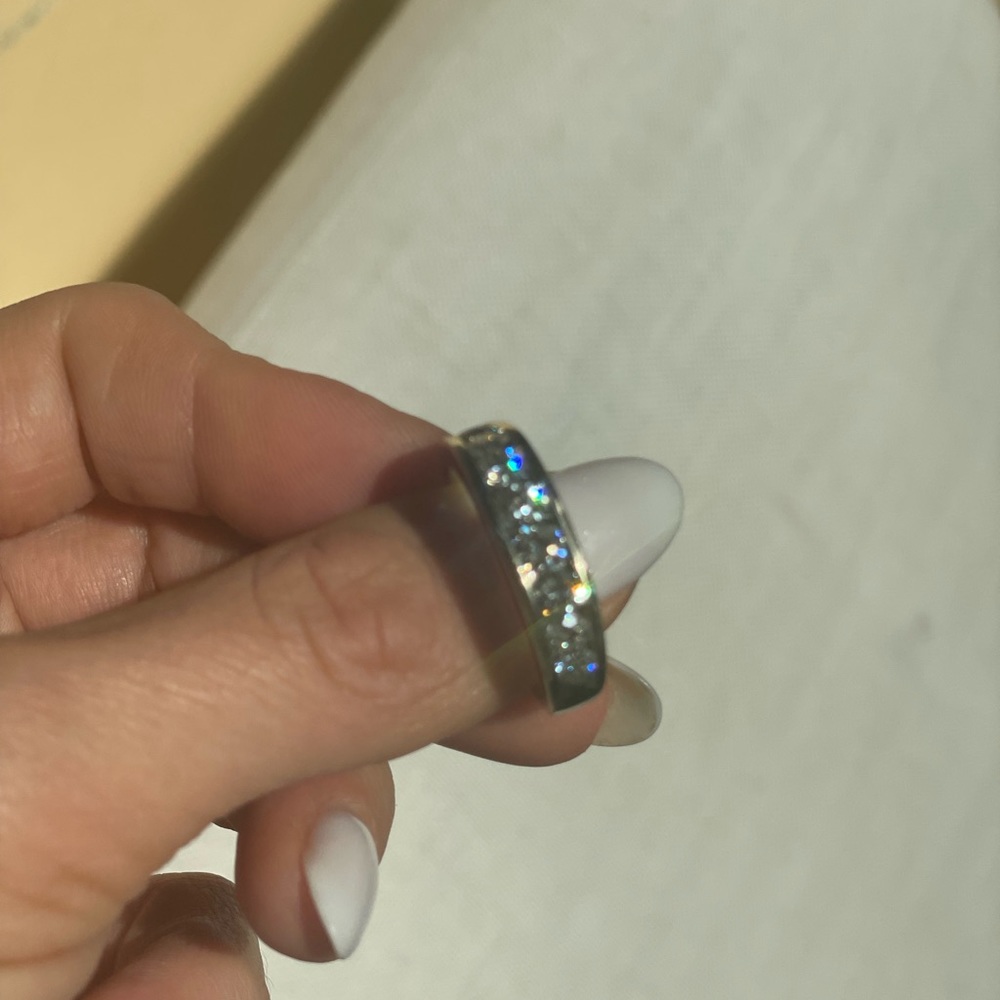 14k white gold mems diamond ring!